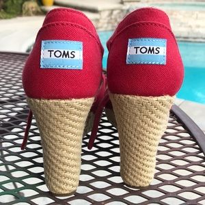Toms Red Sandal